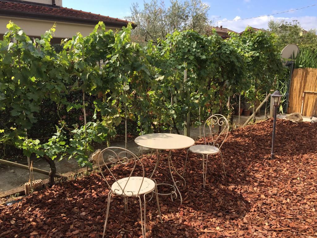 Il Casale Del Giglio Bed & Breakfast Santo Stefano di Magra Exterior photo